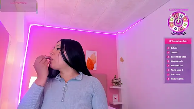 Molly h0t online show from 2, 2, 2026