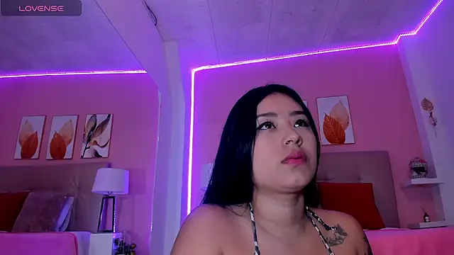 Molly h0t online show from 28, 3, 2026