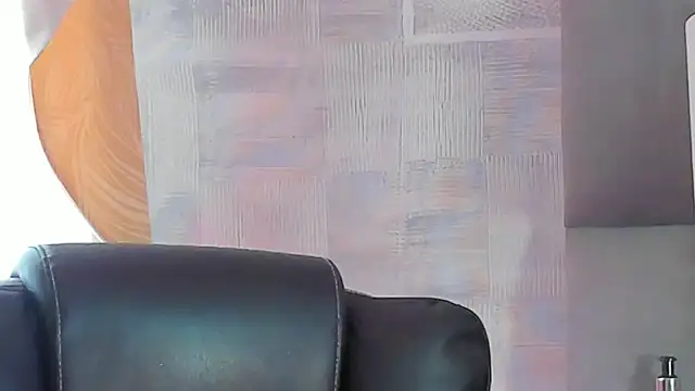 AliceStevens  online show from 10, 11, 2025