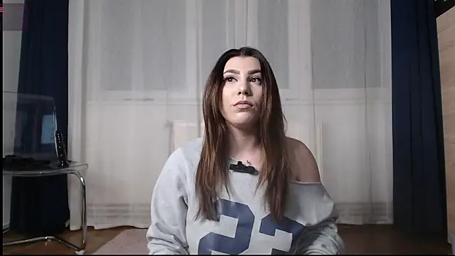 Natasha Cameron22 online show from 8, 2, 2026