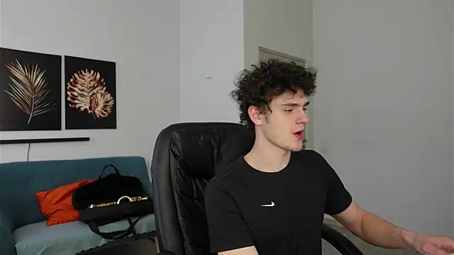 Brad Holloway online show from 5, 4, 2026