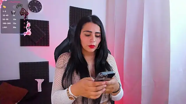 hannarusso online show from 28, 10, 2025