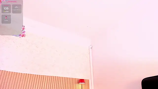 Layla arabelle online show from 8, 4, 2026