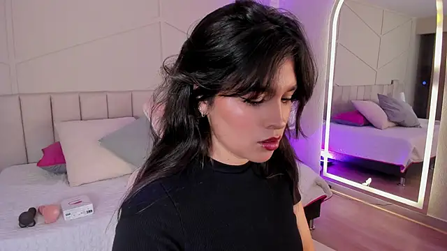 Eimmy bm online show from 4, 12, 2025