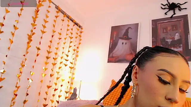 Valen ross  online show from 26, 10, 2025