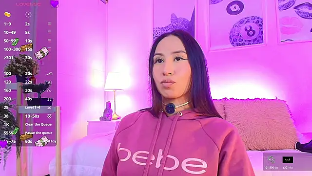 Valen ross  online show from 11, 3, 2026