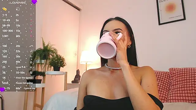 Valen ross  online show from 25, 9, 2025