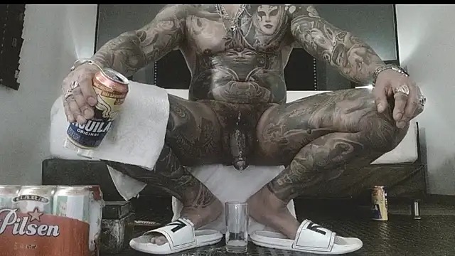 Snapshot of danilog515 chatting on 20, 11, 2025 danilog515 online show from 20, 11, 2025