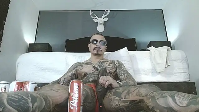 danilog515 online show from 13, 4, 2026