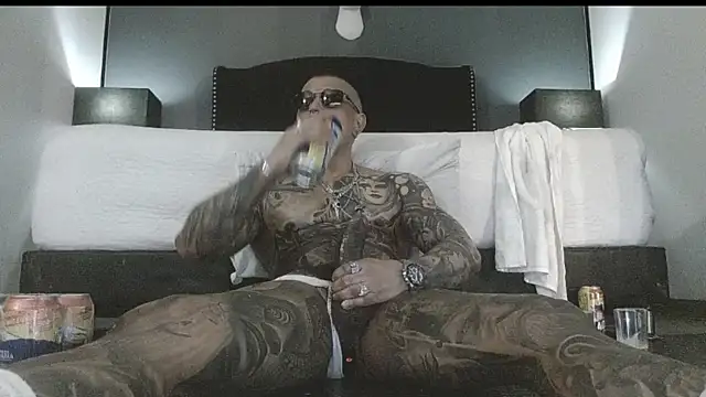 Snapshot of danilog515 chatting on 29, 9, 2025 danilog515 online show from 29, 9, 2025