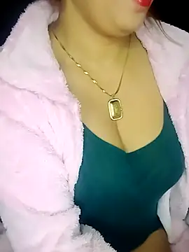 Snapshot of Maya-Moon chatting on 29, 11, 2025 Maya-Moon online show from 29, 11, 2025