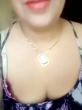 Snapshot of Maya-Moon chatting on 1, 11, 2025 Maya-Moon online show from 1, 11, 2025