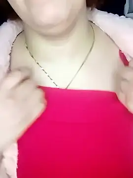 Snapshot of Maya-Moon chatting on 11, 1, 2026 Maya-Moon online show from 11, 1, 2026