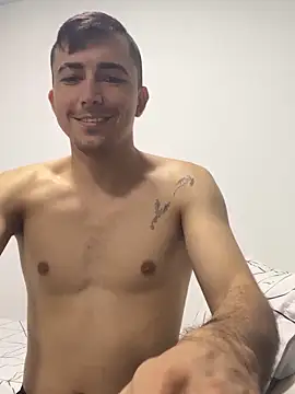 pareja curiosa19 online show from 14, 11, 2025