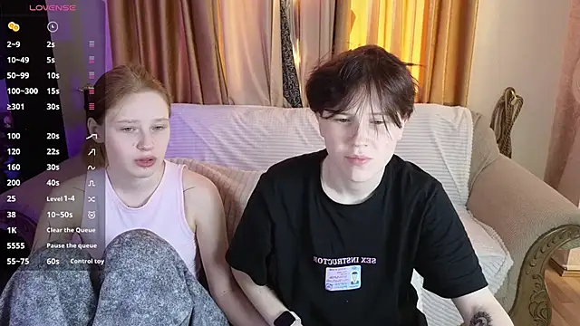 Snapshot of Tara_Lawson chatting on 5, 10, 2025 Tara Lawson online show from 5, 10, 2025