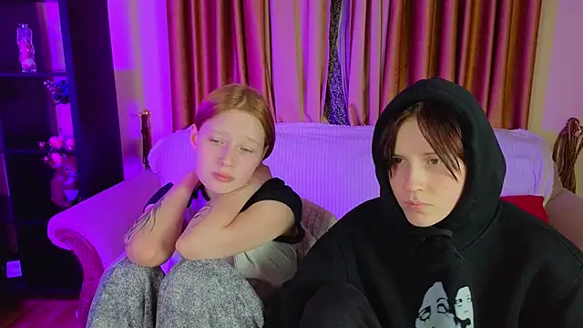 Snapshot of Tara_Lawson chatting on 4, 10, 2025 Tara Lawson online show from 4, 10, 2025