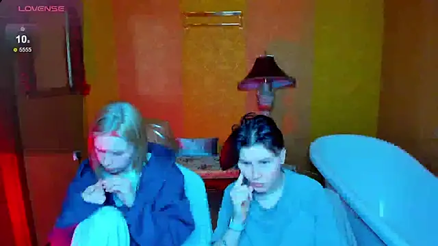 Snapshot of Tara_Lawson chatting on 13, 1, 2026 Tara Lawson online show from 13, 1, 2026