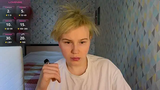 Snapshot of Tara_Lawson chatting on 15, 2, 2026 Tara Lawson online show from 15, 2, 2026