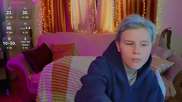 Snapshot of Tara_Lawson chatting on 5, 2, 2026 Tara Lawson online show from 5, 2, 2026