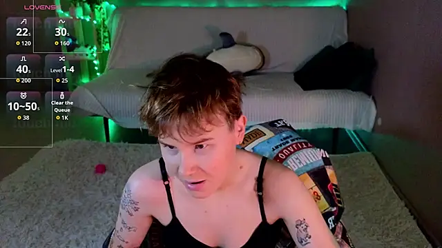 Snapshot of Tara_Lawson chatting on 13, 6, 2026 Tara Lawson online show from 13, 6, 2026