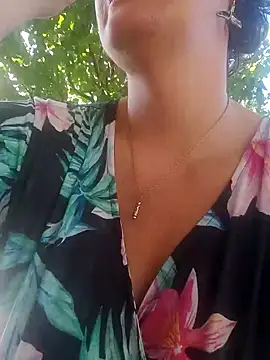 emiliemilf online show from 2, 4, 2026