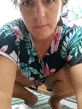 emiliemilf online show from 24, 3, 2026