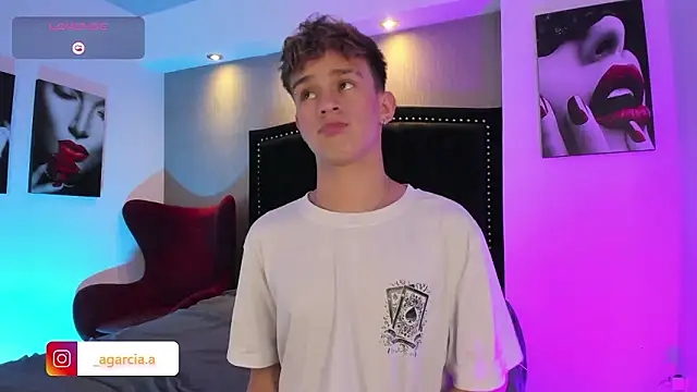 LiamWildx20 online show from 19, 3, 2026