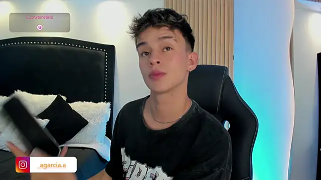 LiamWildx20 online show from 29, 5, 2026