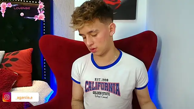 LiamWildx20 online show from 12, 10, 2025