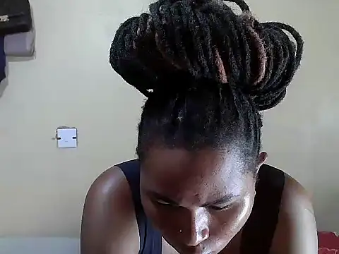 Creamy-Aisha online show from 27, 11, 2025