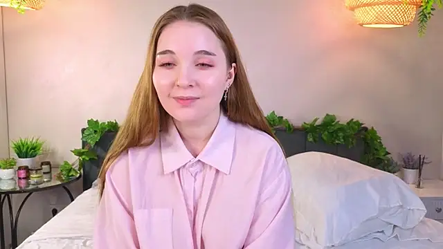 ConstanceHelms online show from 29, 10, 2025