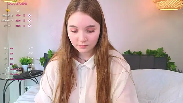 ConstanceHelms online show from 22, 9, 2025