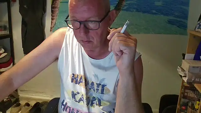 Snapshot of JamesBauer chatting on 10, 6, 2026 JamesBauer online show from 10, 6, 2026