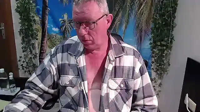 JamesBauer online show from 1, 12, 2025