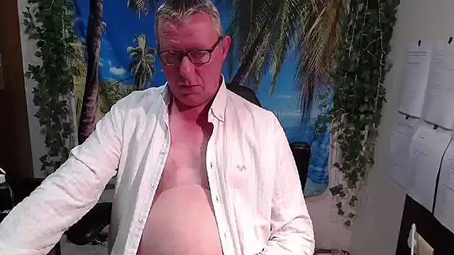 JamesBauer online show from 22, 12, 2025