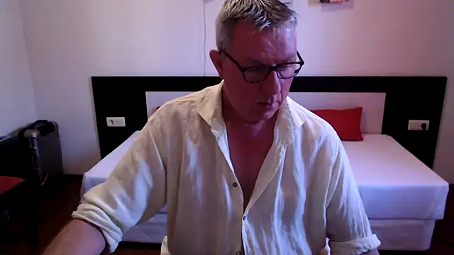 JamesBauer online show from 21, 3, 2025