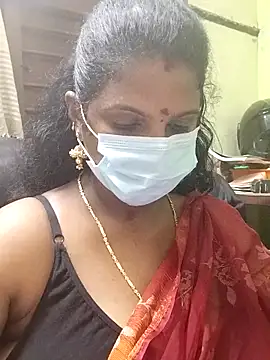 Snapshot of poojaa-rani chatting on 23, 10, 2025 poojaa-rani online show from 23, 10, 2025