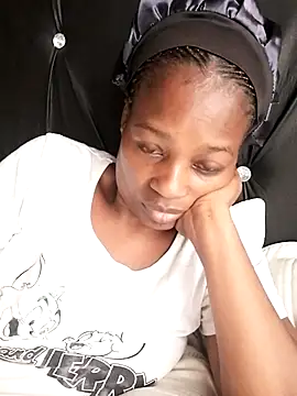 sexylira online show from 28, 11, 2025