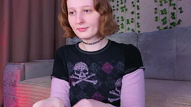 Snapshot of c0ralynx chatting on 6, 7, 2026 c0ralynx online show from 6, 7, 2026