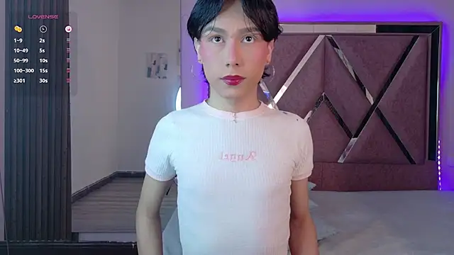 Ash Femboy online show from 15, 11, 2025