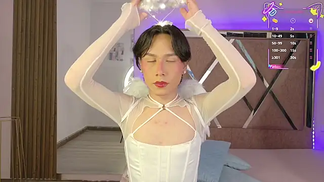 Ash Femboy online show from 30, 10, 2025