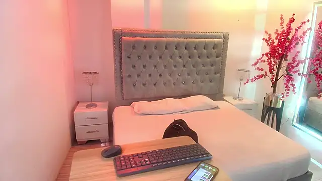Lia adamsss online show from 15, 5, 2026