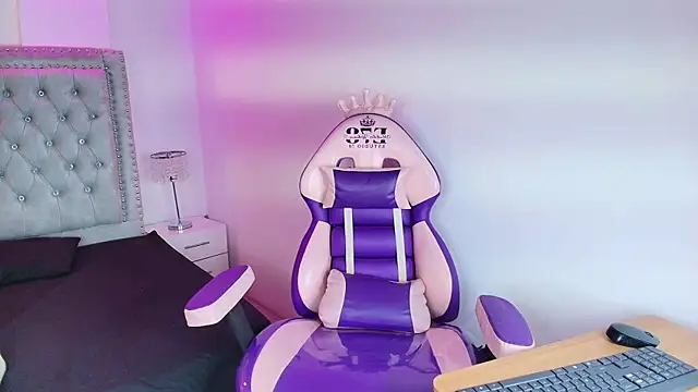 Lia adamsss online show from 15, 1, 2026