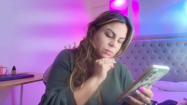 Lia adamsss online show from 23, 4, 2026