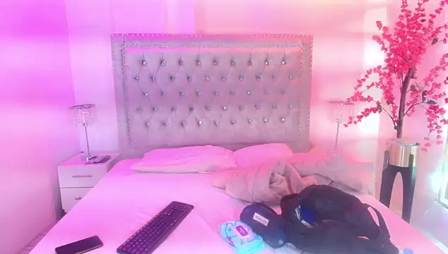 Lia adamsss online show from 23, 5, 2026