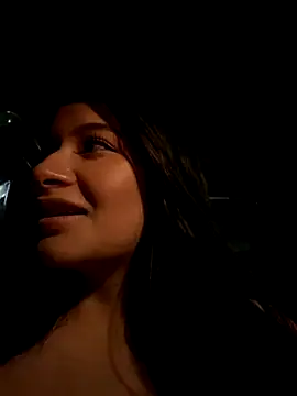 andrea gomes  online show from 19, 10, 2025