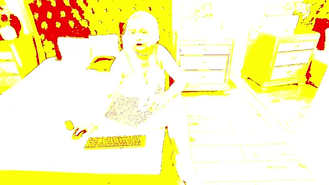 SuzzySun online show from 27, 2, 2025