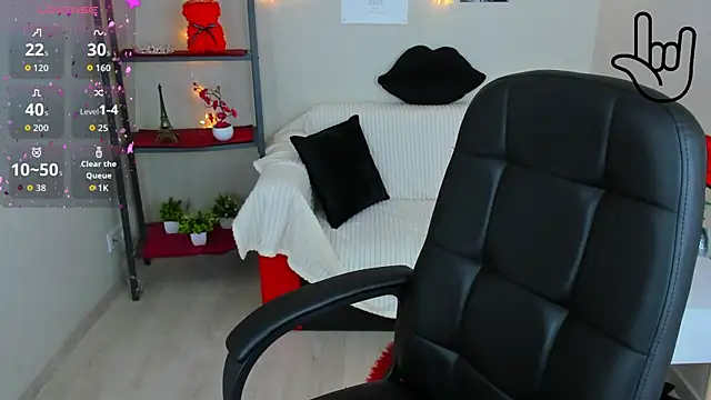 Kitti   online show from 13, 5, 2026