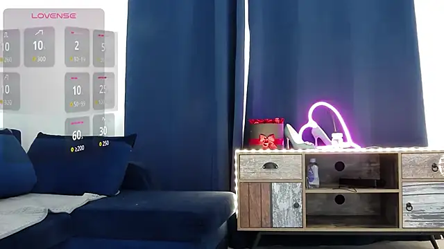 TerresaDiamond online show from 22, 9, 2025