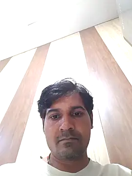 Snapshot of johnny8731 chatting on 12, 7, 2026 johnny8731 online show from 12, 7, 2026